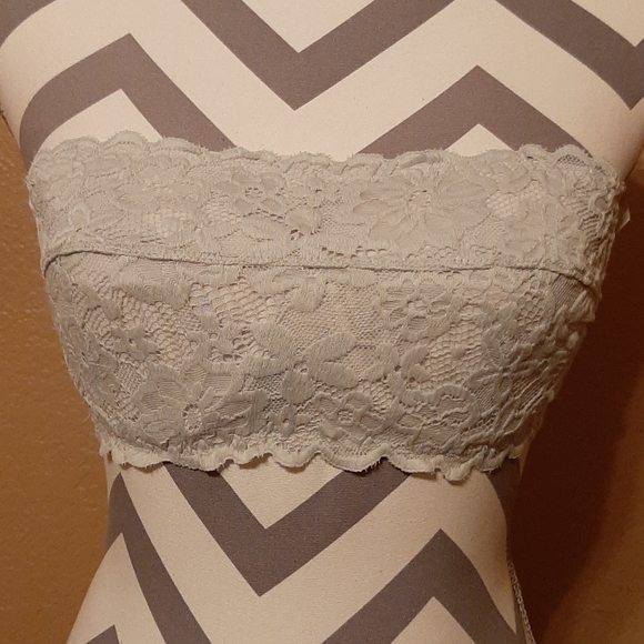 No Boundaries lace bandeau - Picture 1 of 6